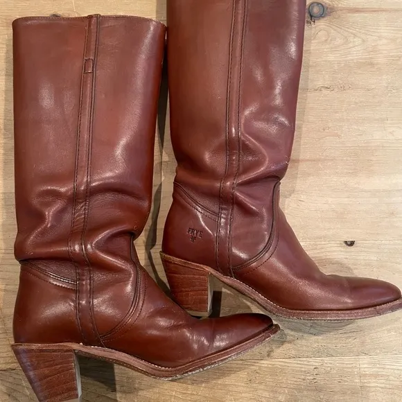 Frye Women’s VTG 70’s Campus Tall Shaft Riding Boots cognac brown leather 8