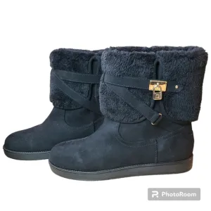 GBG by Guess Womens Size 11M Black Faux Fur Vegan Suede Winter Weather Boots NEW