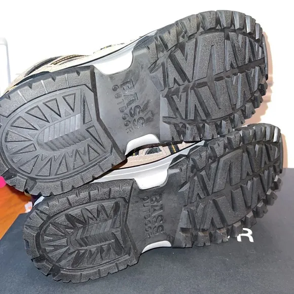 G.H. Bass Outdoor Hiking Boots Size 9.5 NEW
