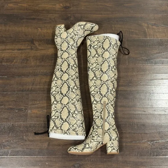 Gianni Bini Trillia Snakeskin Over The Knee Boots Size 7 Women