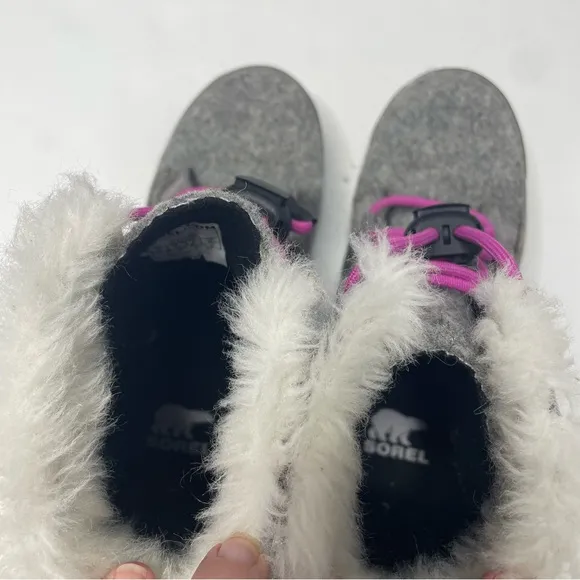 Girls Sorel winter boots shoes 12