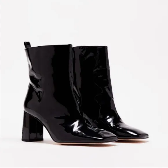 Good American Square Toed Boots Sz 7 | Good American Patent Leather Ankle Boots-