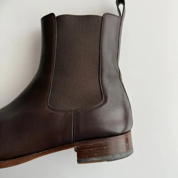 Gucci Chelsea Side Gore Snip Toe Dark Brown Leather Pull On Boots men 9