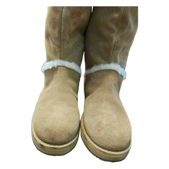 GUESS Leather Boots Womens SZ 8 Tan Faux Fur Lined Gold Logo