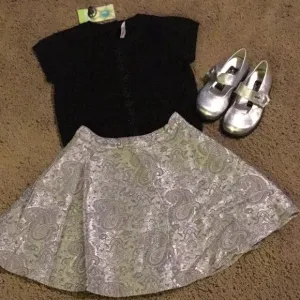Gymboree Prim &amp; Proper holiday line sweater/skirt Sz 3/3T