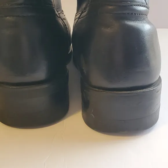 Harley davidson men riding boots. Sz 10. Oil resistant. Black embroidery eagle