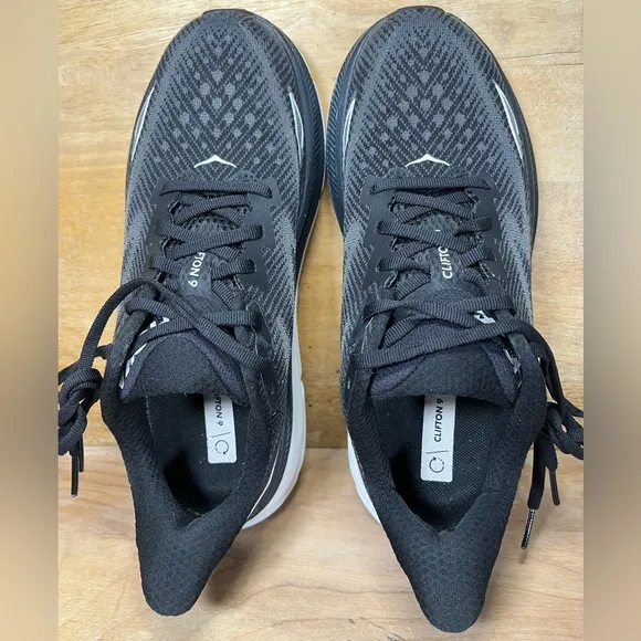Hoka One One Clifton 9 REFLECTIVE Womens Size 8 Running Shoes Sneakers Black