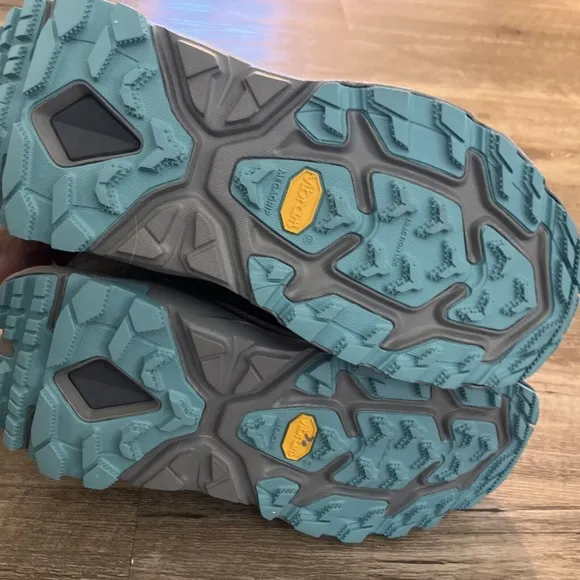 Hoka One One KAHA 2 GTX 11221 Gore-Tex Mid Vibram Hiking Boots Shoes 7.5B