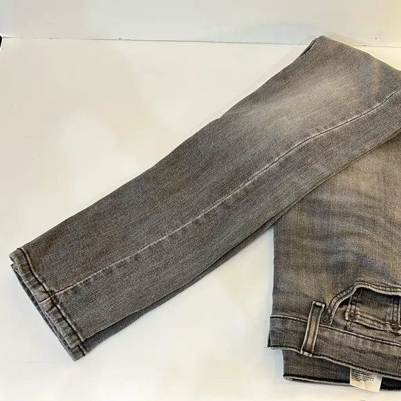 🌟HP🌟Levi’s 510 Skinny Gray Denim Jeans 30 x 32 Sustainably Made