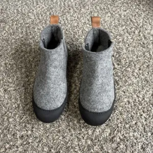 Huckberry Greys Wool Indoor Outdoor Slipper Boots Rubber Sole Mens 8 Gray New