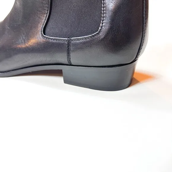 Hugo Black Leather Stacked Chelsea Boots for Men