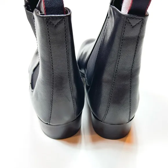Hugo Black Leather Stacked Chelsea Boots for Men