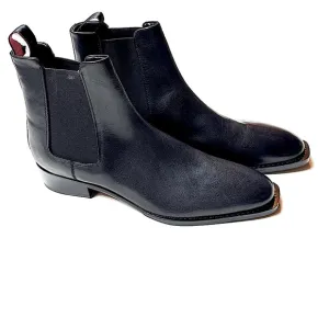 Hugo Black Leather Stacked Chelsea Boots for Men