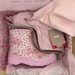 Hunter x LoveShackFancy Womens Play Rain Boot Pink Floral Rose Heart Size 10 NWT