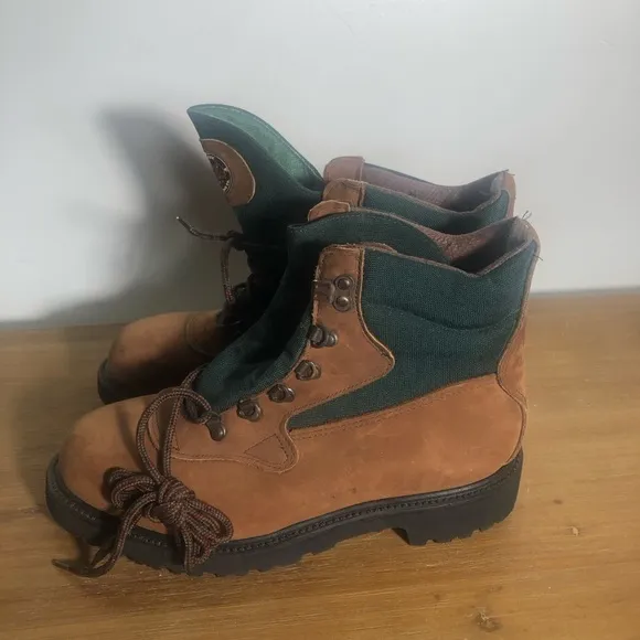 Irish Setter Red Wing brown leather insulated work boots Sz 8D NEW