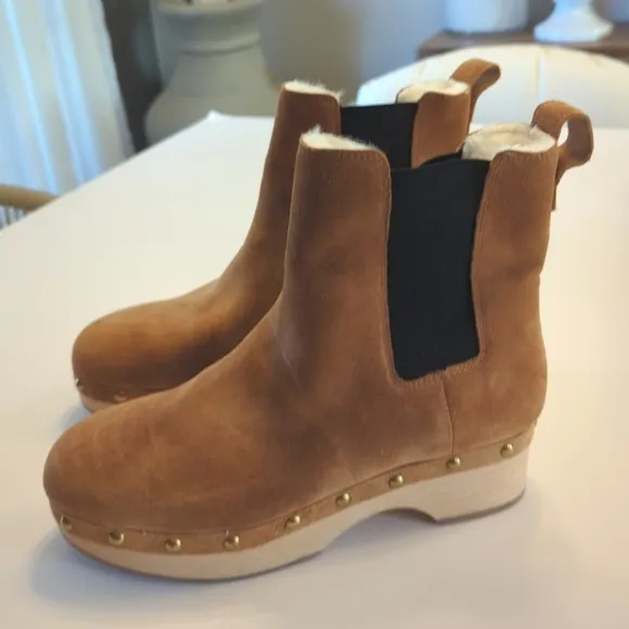 J Crew Faux Fur Lined Studded Wooden Clog Boots Size 8.5 Pecan Brown BD336 EUC
