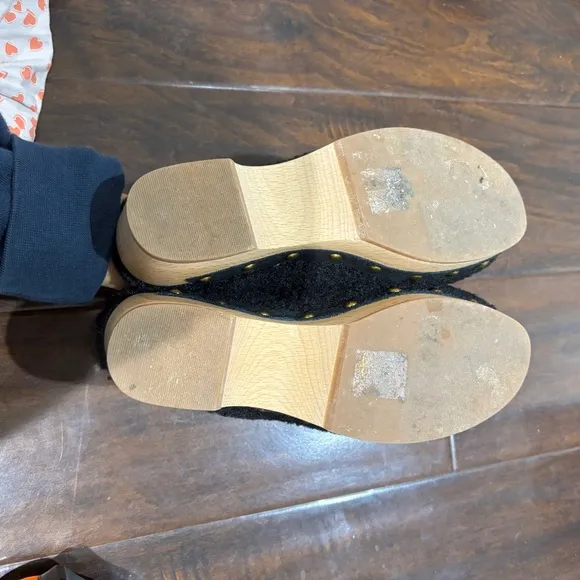 J Crew Faux Sherpa Clogs