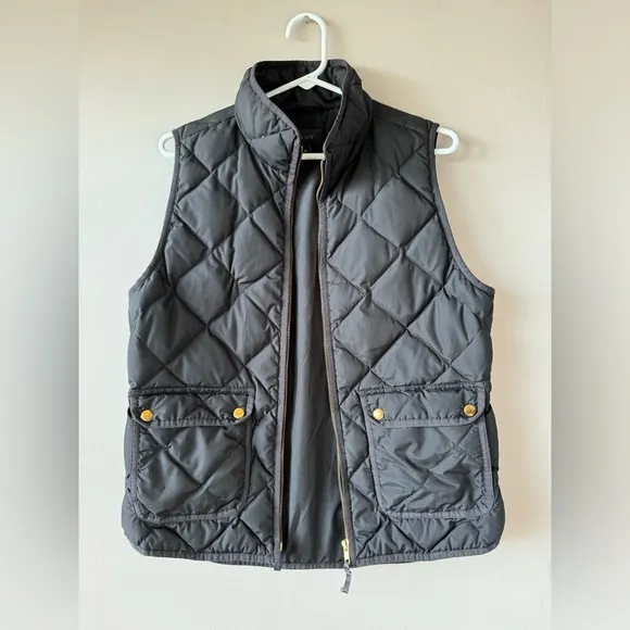 J Crew‎ Women’s Quilted Lightweight Puffer Vest Size Medium