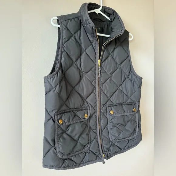 J Crew‎ Women’s Quilted Lightweight Puffer Vest Size Medium