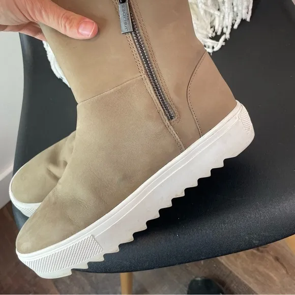 J Slides Wally Platform Faux Fur Lined Boots 8