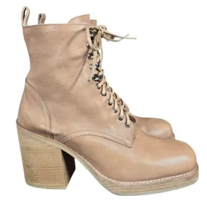 Jeffrey Campbell Dotti Boots Women 10 Beige Heeled Leather Lace Up Combat Anthro