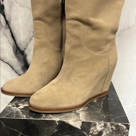 Johnston &amp; Murphy Tan Winter Boots with Faux Fur Trim
