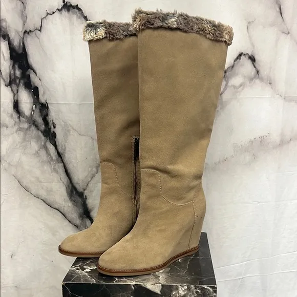 Johnston &amp; Murphy Tan Winter Boots with Faux Fur Trim