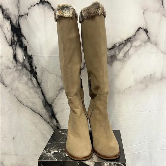 Johnston &amp; Murphy Tan Winter Boots with Faux Fur Trim