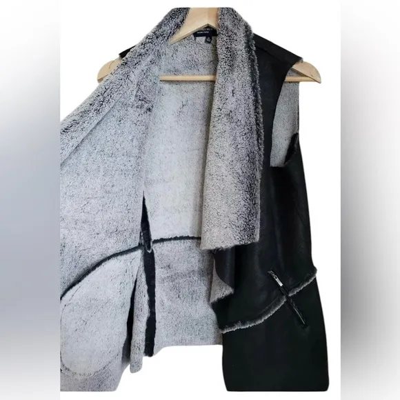 Jones New York Signature Faux Fur Asymmetrical Vest in Silver Fox Size L NWT