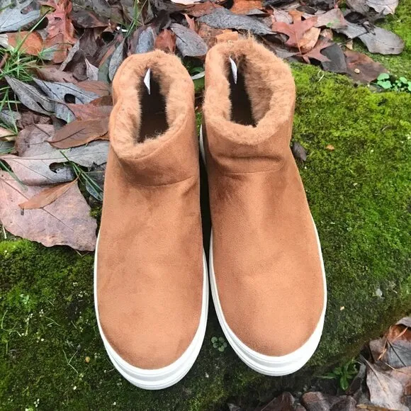 J/Slides Tan Noone Faux-Fur Lined Ankle Boot Size 10