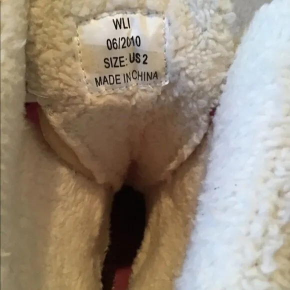 Juicy Couture Quilted Fur Boots Pink Kids Size 2
