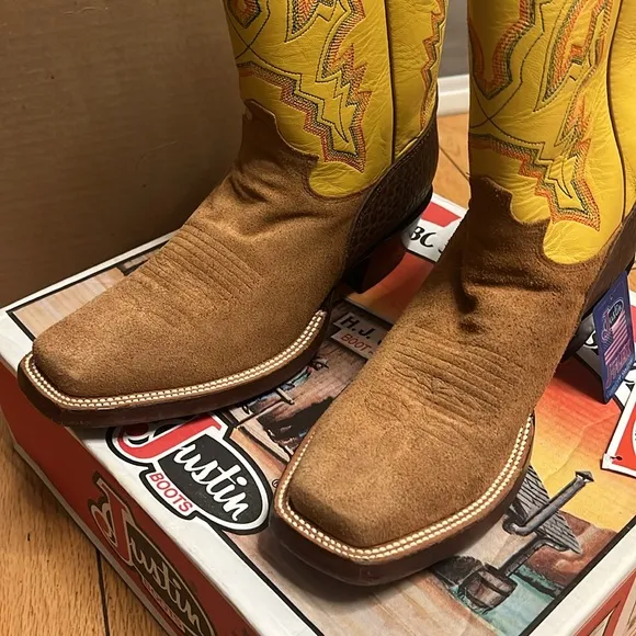 Justin Boots for men. Like new! Size 8.5