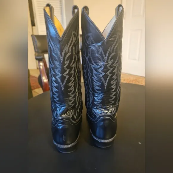 JUSTIN Buck 13&quot; Cowboy Full-Grain Leather Round Toe Western Boot. Black men sz 9