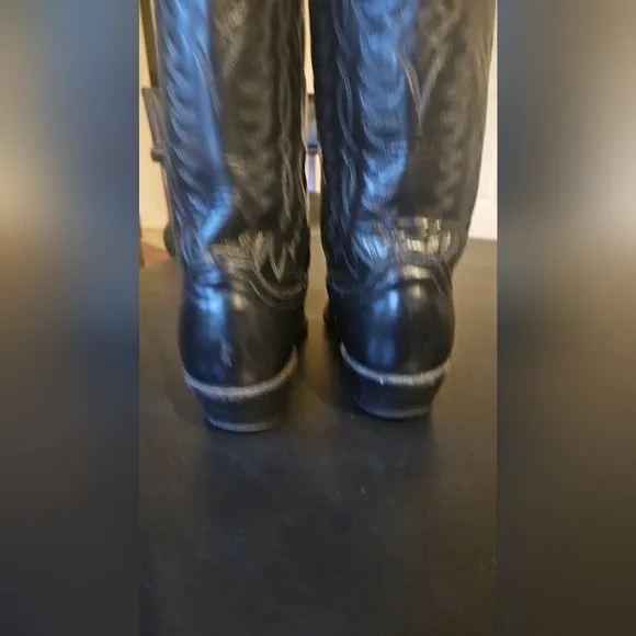 JUSTIN Buck 13&quot; Cowboy Full-Grain Leather Round Toe Western Boot. Black men sz 9
