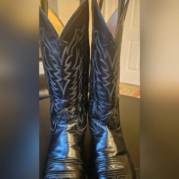 JUSTIN Buck 13&quot; Cowboy Full-Grain Leather Round Toe Western Boot. Black men sz 9