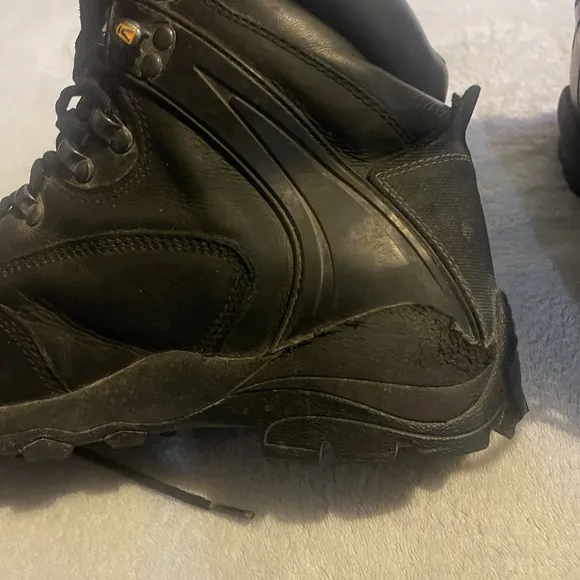 Keen Boots Men 11EE Black Utility Leather Work Outdoors Heavyweight Western