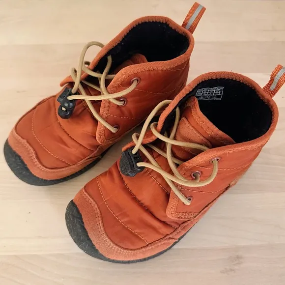 KEEN Kids’ Howser II Waterproof Chukka Boots in Potters Clay Toddler Boy Size 10