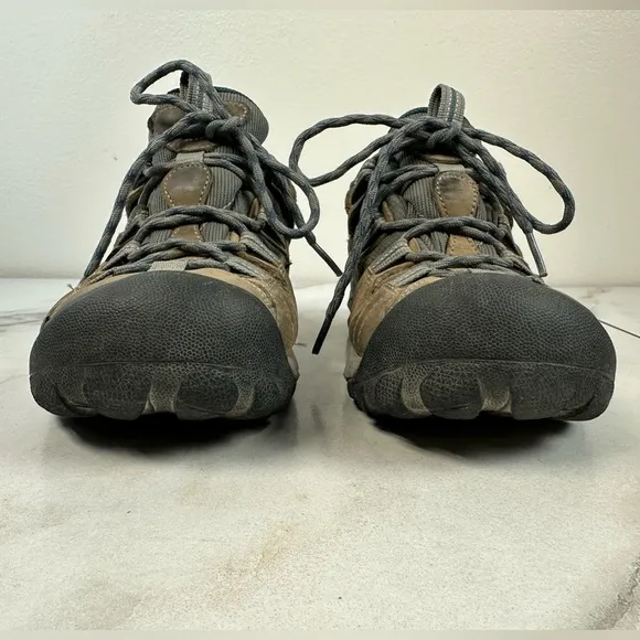 Keen Men's Targhee II Low Height Waterproof Hiking Shoes Sneakers, Sz 7