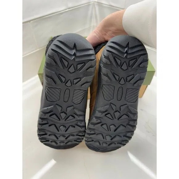 KEEN Unisex-Child Kootenay 4 Mid Height Insulated Waterproof Snow Boots