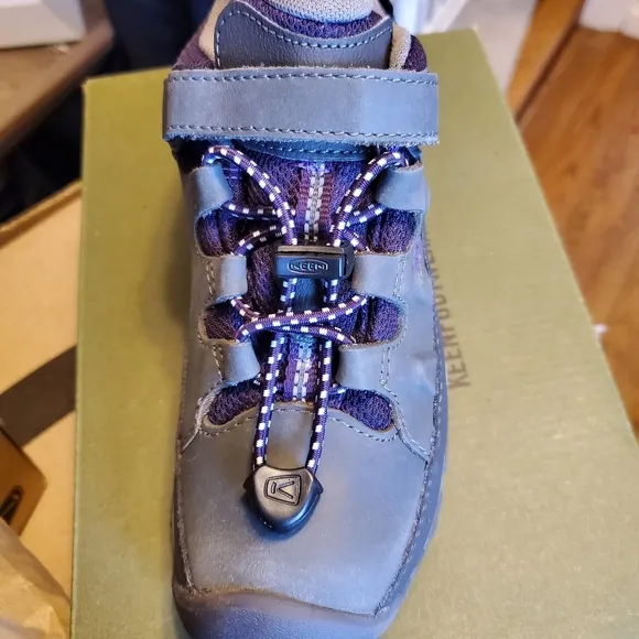 KEEN Unisex-Child Targhee Low Height Waterproof Hiking Shoe