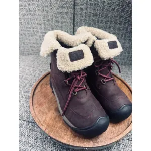 KEEN Women's Betty Boot Short Waterproof Insulated Ankle Burgundy/ BlackSize 10