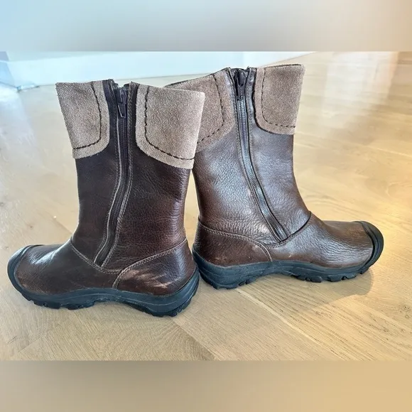 Keen women’s insulated winter boots brown size 6