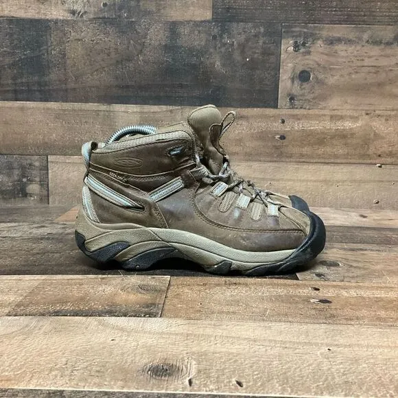 Keen Dry Women’s Size 7.5 Hiking Boots Brown Lace Up Outdoor Insulated Leather