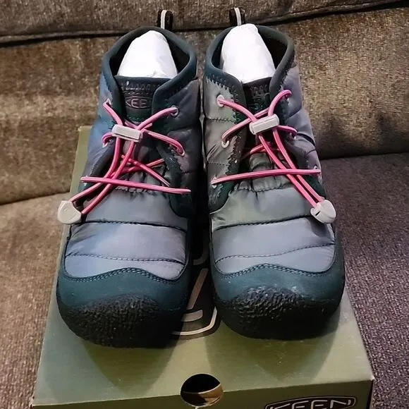 Keen Kids' Green and Pink lace boots NWOT in box Boots size 3