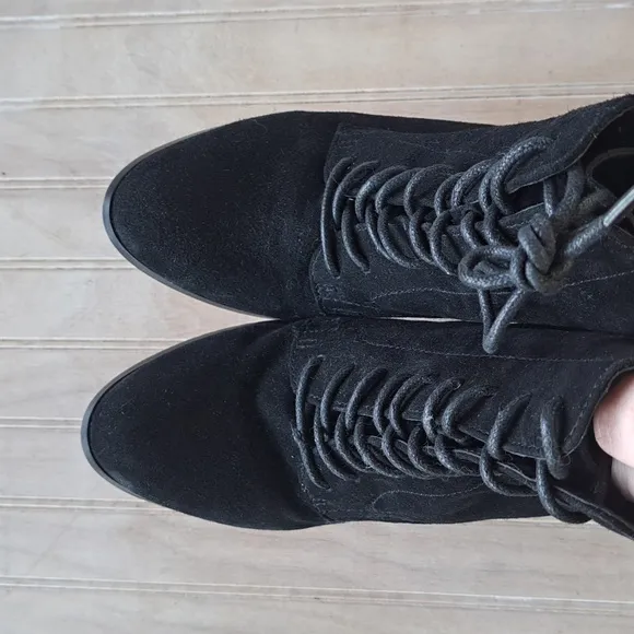 Kensie Black Smith Suede Leather Lace-Up Classy Stylish Chunky Ankle Heel Boots