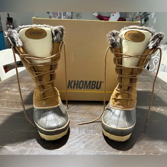Khombu Adeline Tan Leather Duck Boot  from Buckle Sz 8