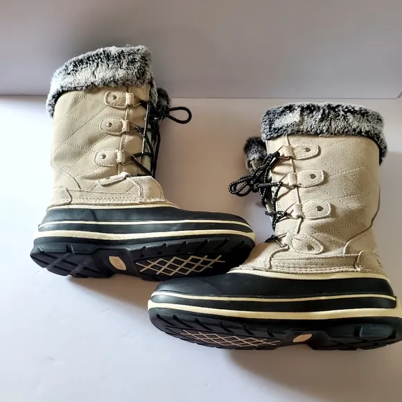 Khombu Tan and Black Fur-Lined Winter Boots Size 7