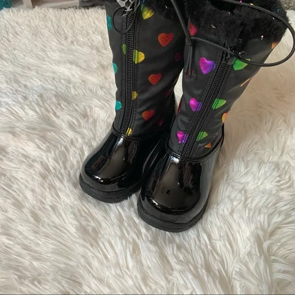 Khombu toddler girl sweetheart winter boots size 6