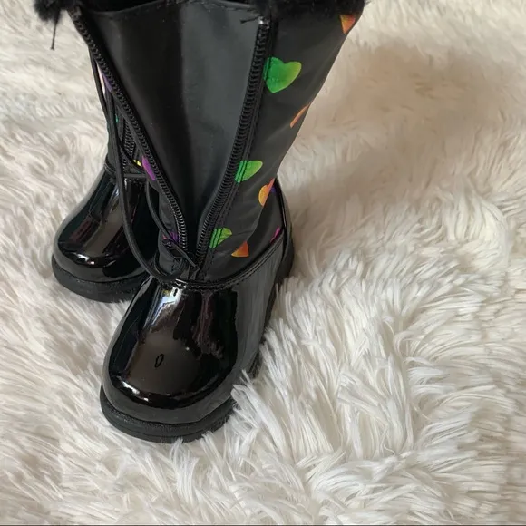 Khombu toddler girl sweetheart winter boots size 6