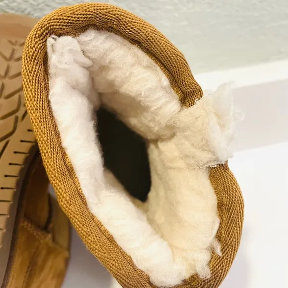 Koolaburra by Ugg Girls Boots